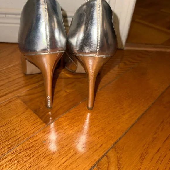 Metallic Silver Pointed Heels. - Picture 3 of 5